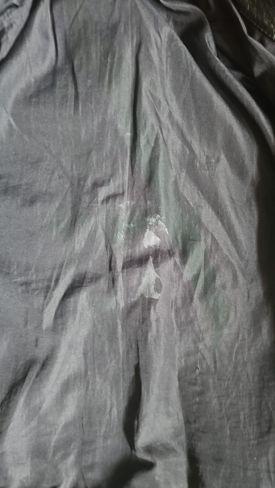 Casaca de cuero negra